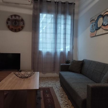 Tsantilis Down Town Apartamento Kavala Exterior foto